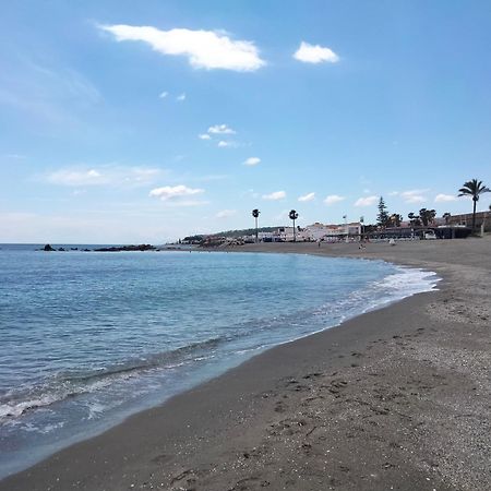 Apartamento Primera Linea De Playa Манільва Екстер'єр фото