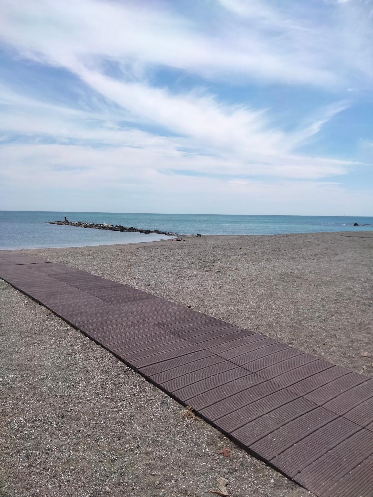 Apartamento Primera Linea De Playa Манільва Екстер'єр фото